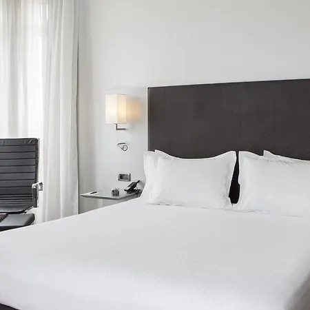 Ac By Marriott Отель 4*