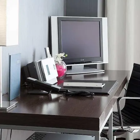 Hotel Ac By Marriott Burgo