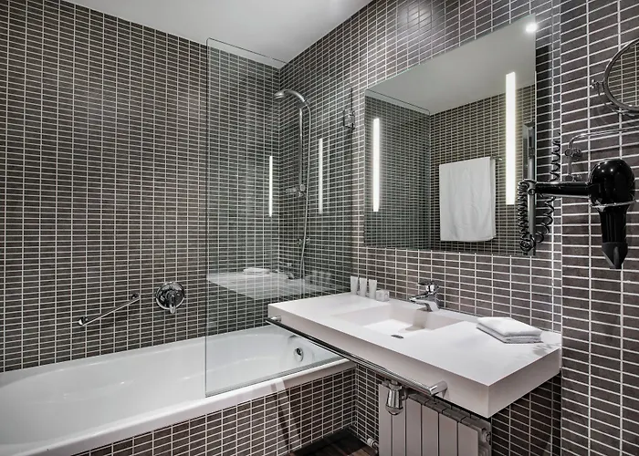 호텔 Ac By Marriott Burgo