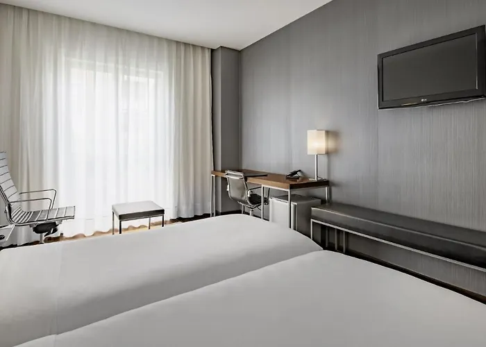 Hotel Ac By Marriott Burgo